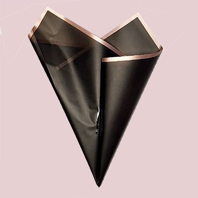 Papel Negro Borde Dorado